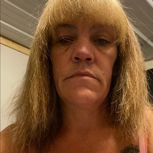 Meet your Posher, Lucinda